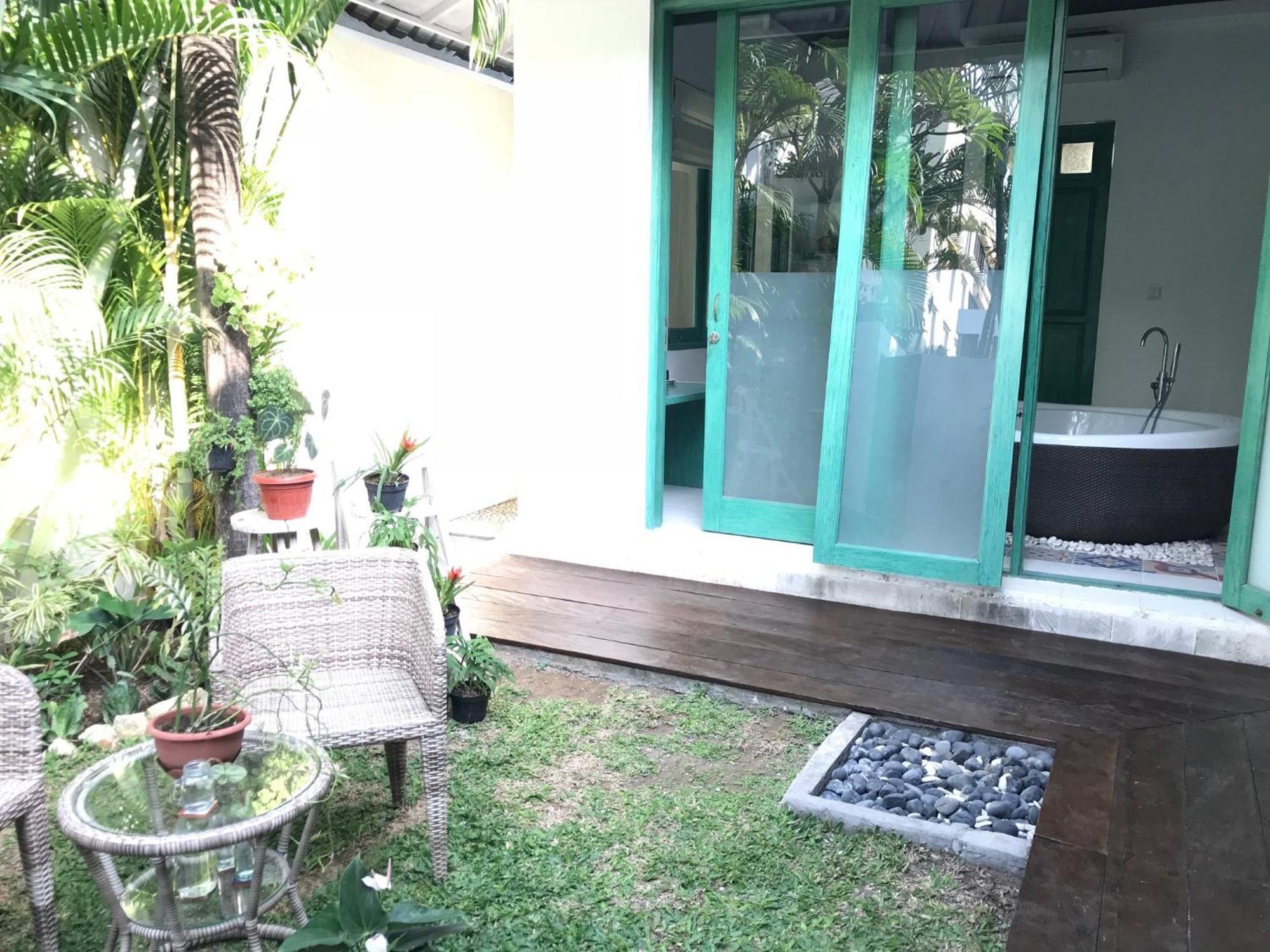 Artemis Villa Hotel Seminyak Exterior foto
