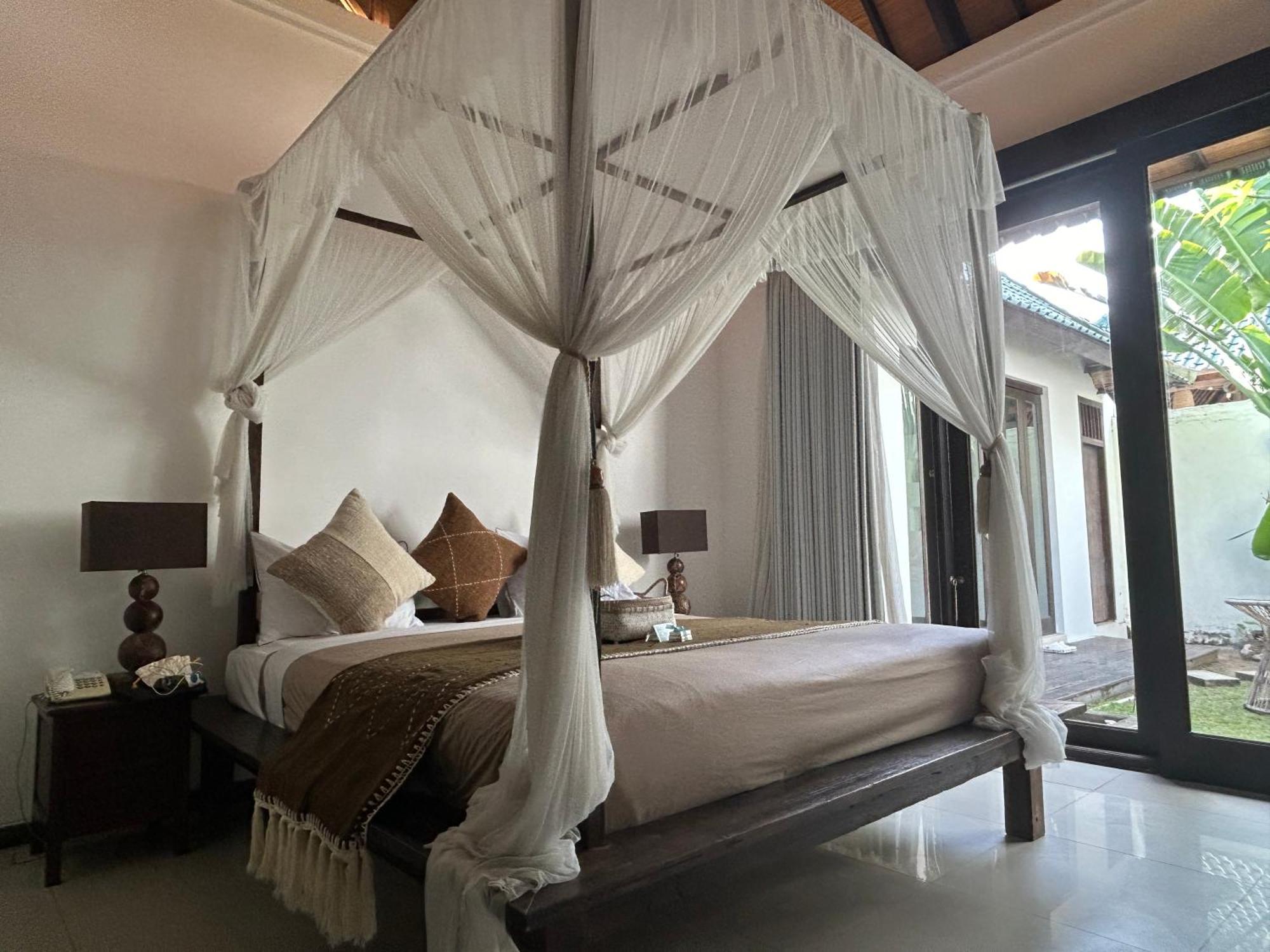 Artemis Villa Hotel Seminyak Exterior foto