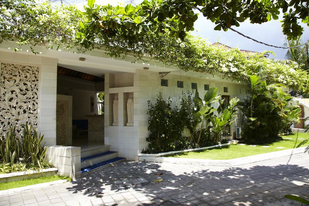 Artemis Villa Hotel Seminyak Exterior foto